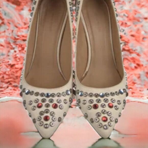 Isabel Marat Studded Leather Pumps - Picture 2 of 4